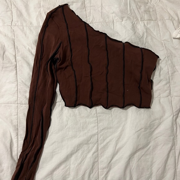 one sleeve crop top - Picture 1 of 2